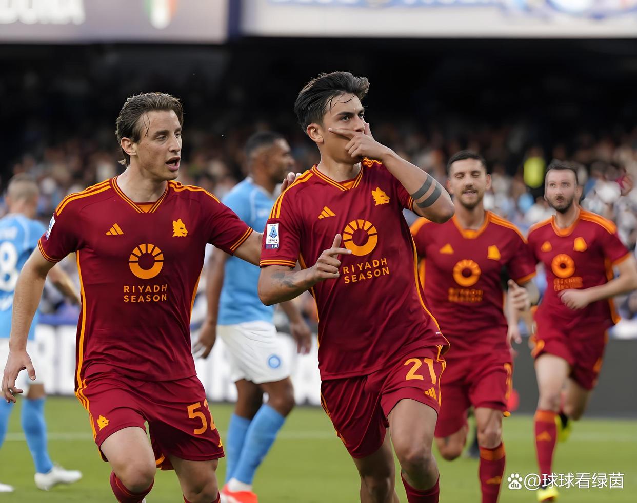 关于冲刺阶段罗马调整名单以备欧联，队长鼓劲环节打磨，目标明确，临场指挥获称赞的信息