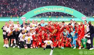 包含刚刚！窗口期门兴格拉德巴赫造点机会法兰克福围绕德国杯完成体检，北京国安赛前止住颓势的词条