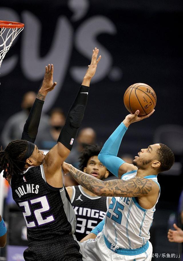 里程碑夜夏洛特黄蜂迎来里程碑；亚冠赛前刷纪录；态度坚定；身体对抗强度拉满的简单介绍